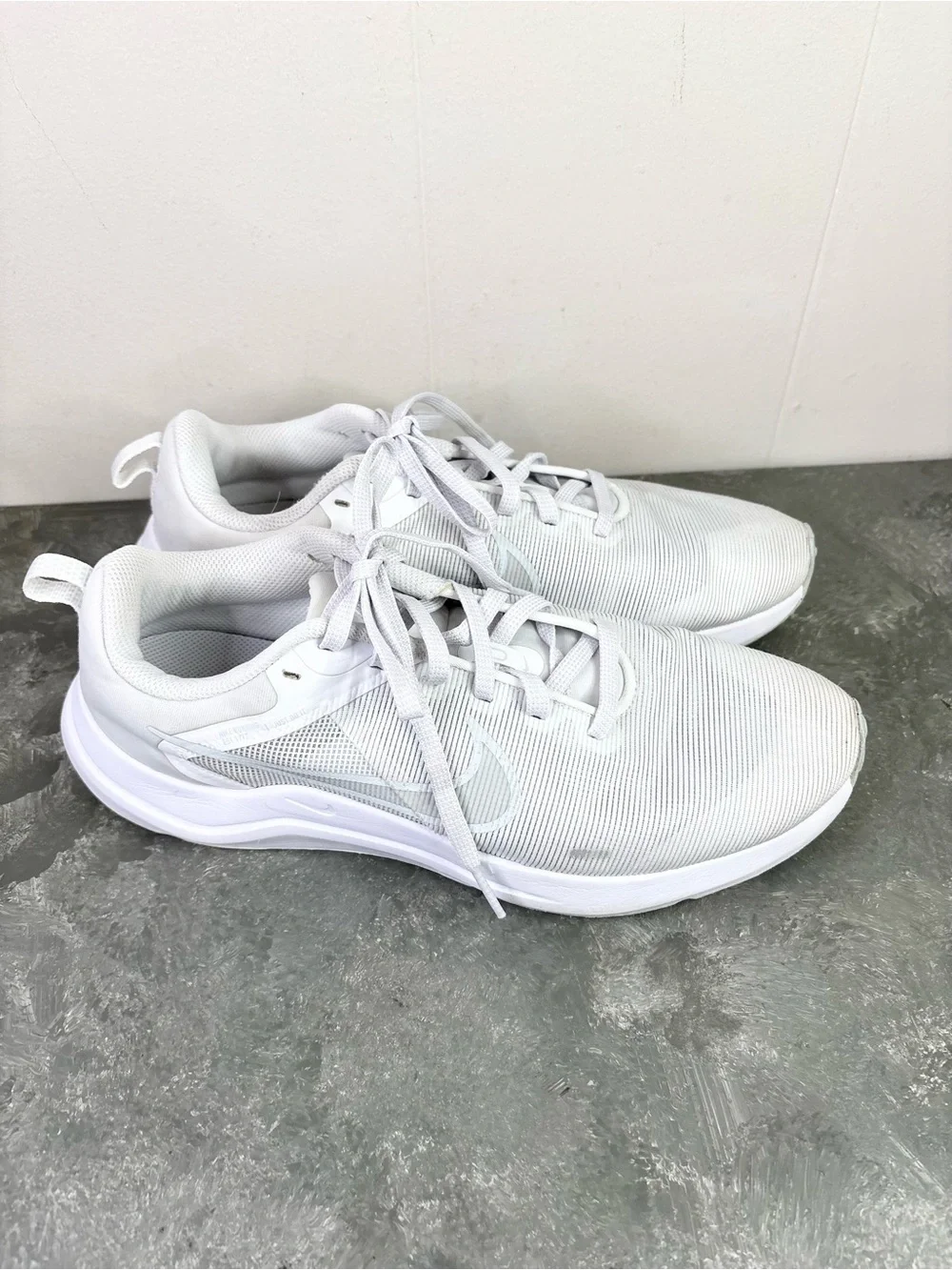 Nike Downshifter 12 road running shoes white sneakers men’s size 8
